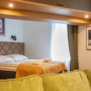 Borkapartman Apartman