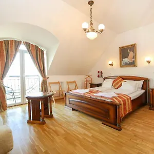 panorama-eger.egerhotels.net/